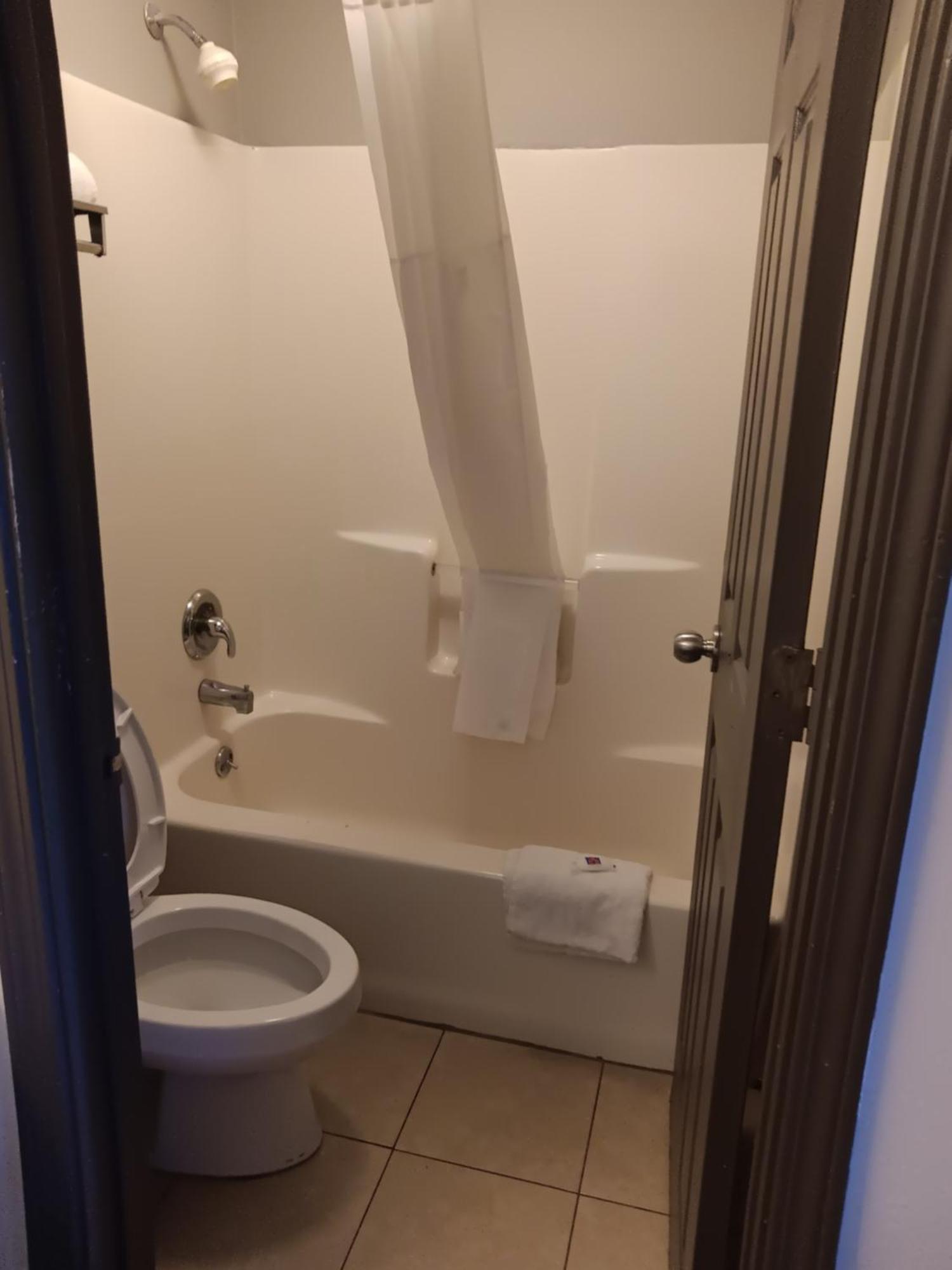 Studio 6 Suites Louisville Ky Airport/Expo Center エクステリア 写真